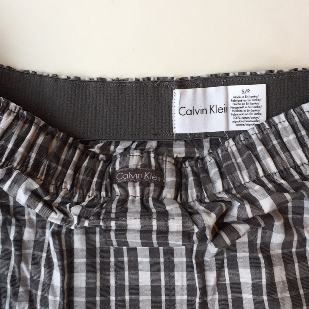 New with tags CALVIN KLEIN COTTON BOXER - Picture 2 of 2
